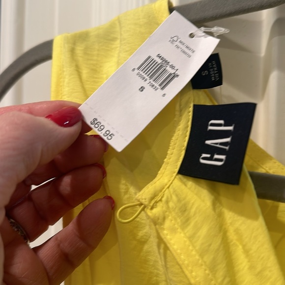 Yellow dress - with cutouts! - Picture 5 of 6